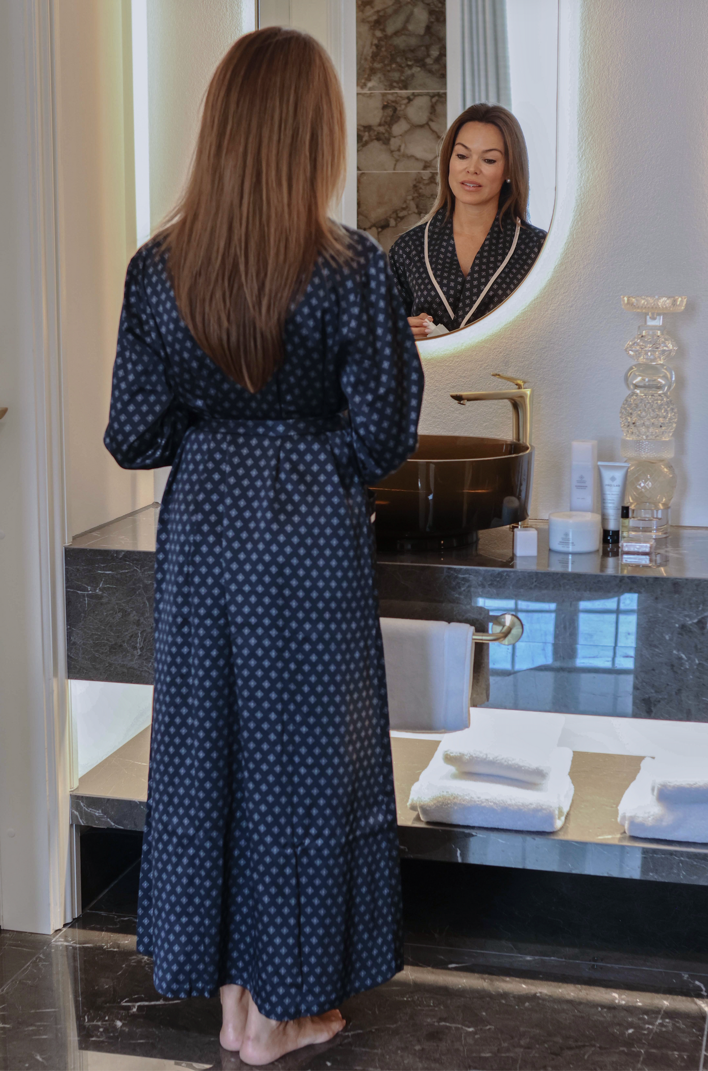 Amazing Space – AMAZING DREAMS Wrap Me Silky Kimono Sort
