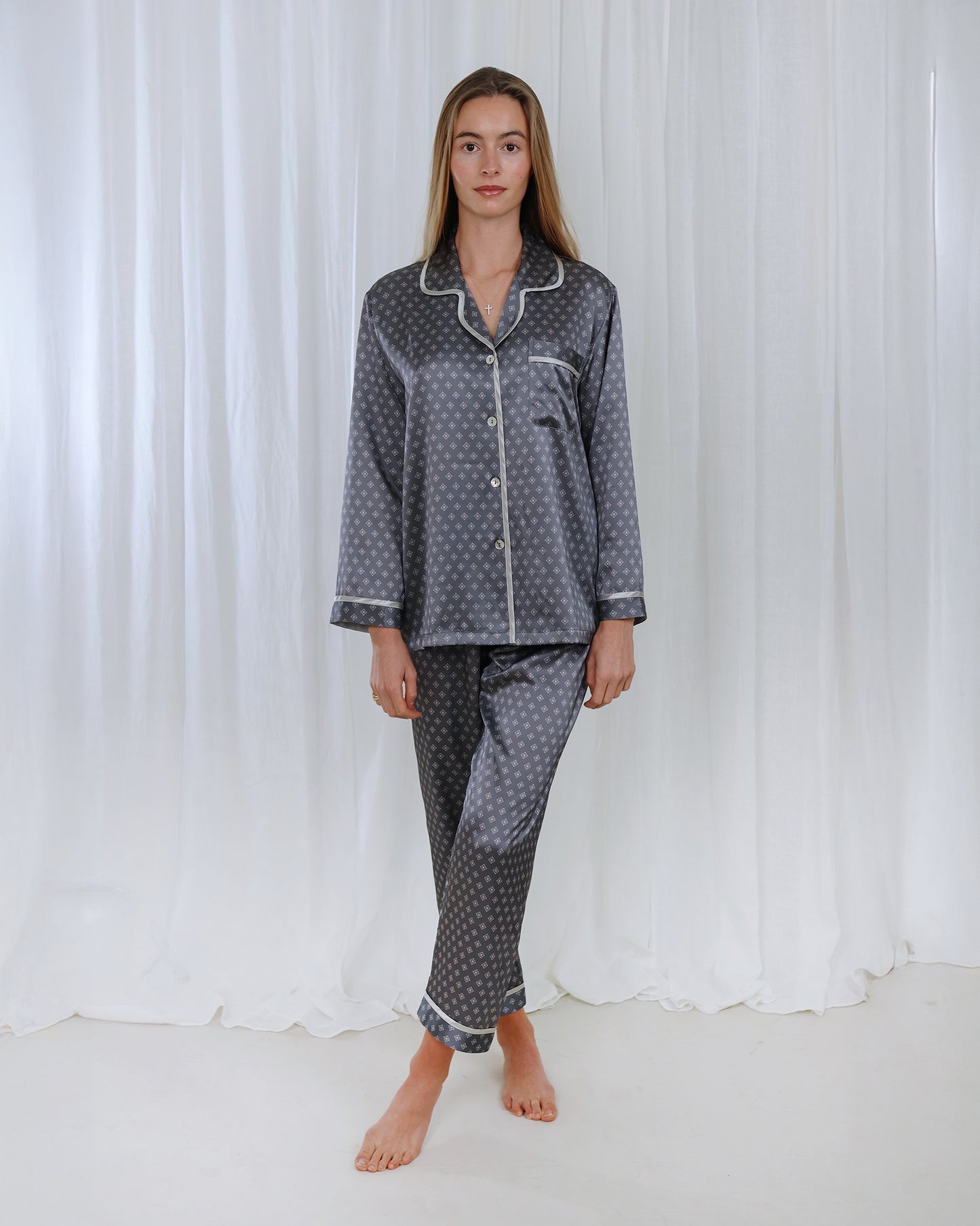 Amazing Space – In Luxury Pyjamas – Silver Grey