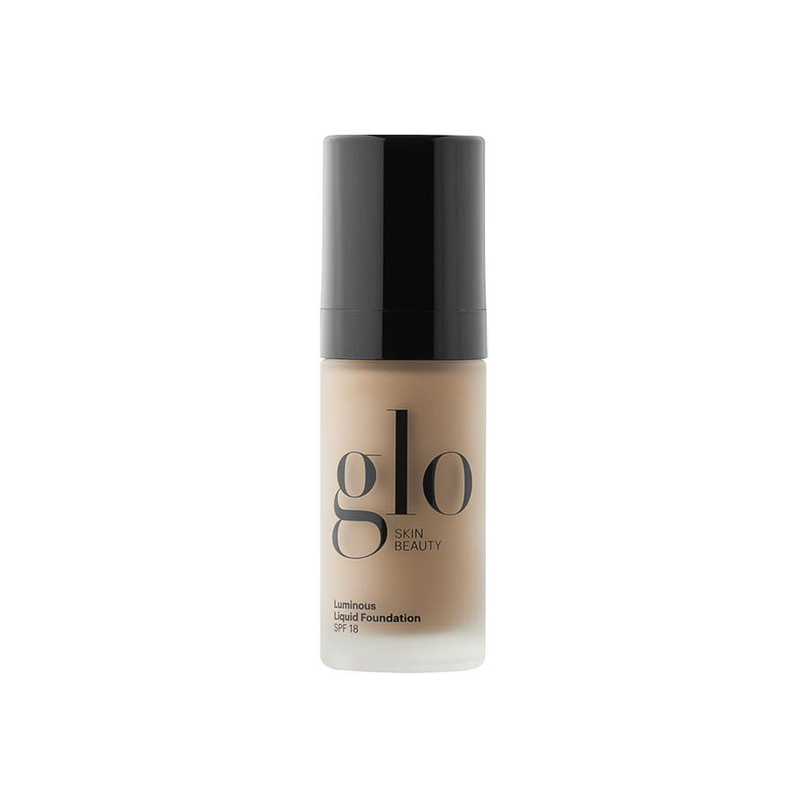 Glo Skin Beauty – Luminous Liquid Foundation SPF 18 – Almond (30 ml)