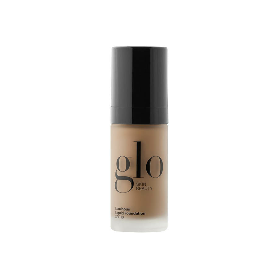 Glo Skin Beauty – Luminous Liquid Foundation SPF 18 – Br l e (30 ml)