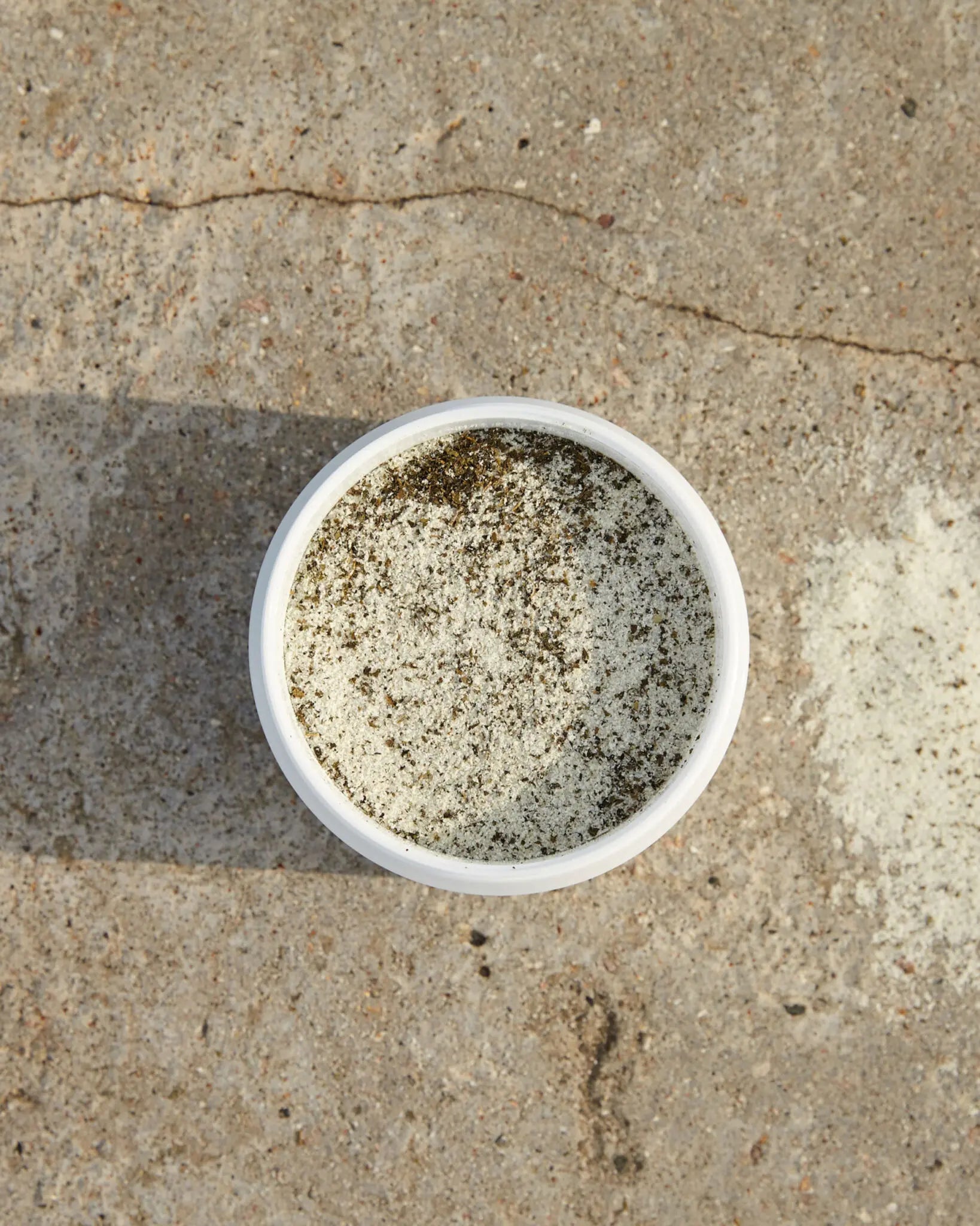 Amazing Space – Sea Salt Body Scrub – Lime & Eucalyptus (250ml) - billede 4